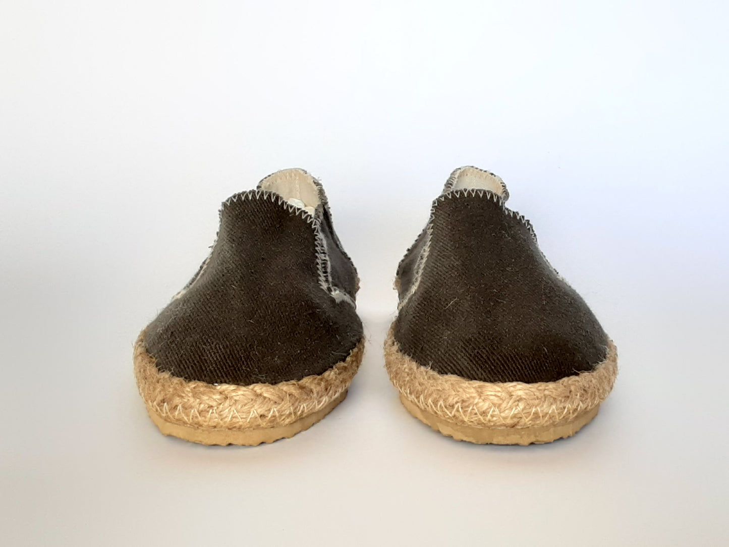 Hemp Handmade Slip-On Shoes / Dark Grey